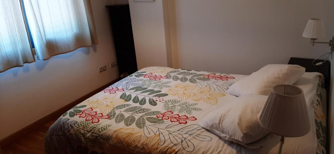 Apartamento Centro De Sanxenxo Con Garaje Eksteriør billede